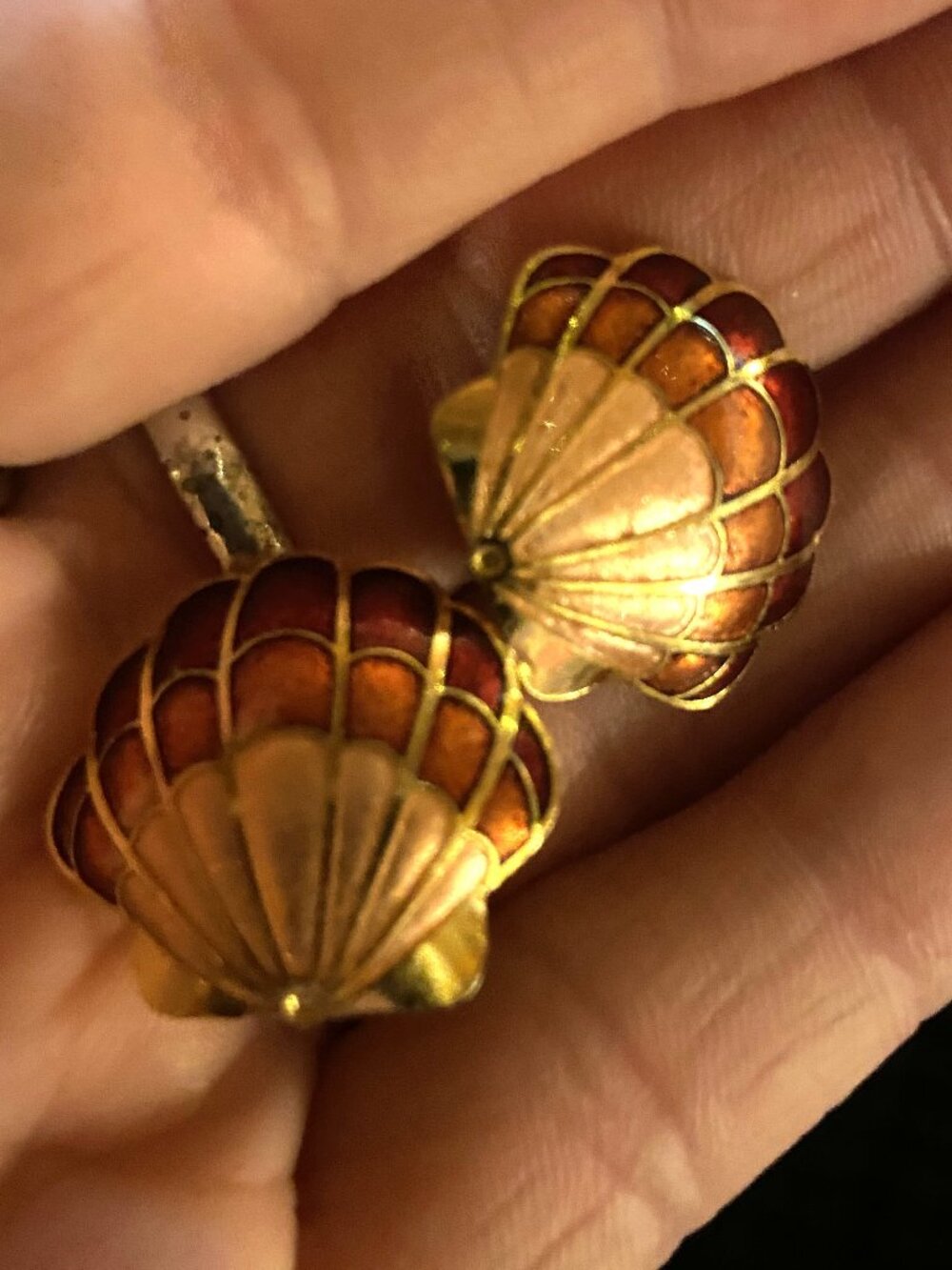Cloisonne Enamel CLAM SHELL 7/8” Clip On Earrings